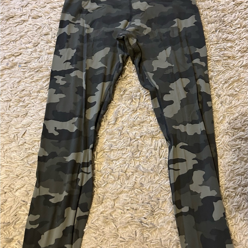 Lululemon green Camo Aligns